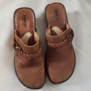 Born clogs soft leather